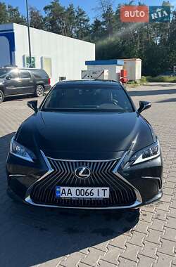 Седан Lexus ES 2020 в Києві