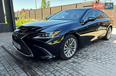 Седан Lexus ES 2024 в Києві