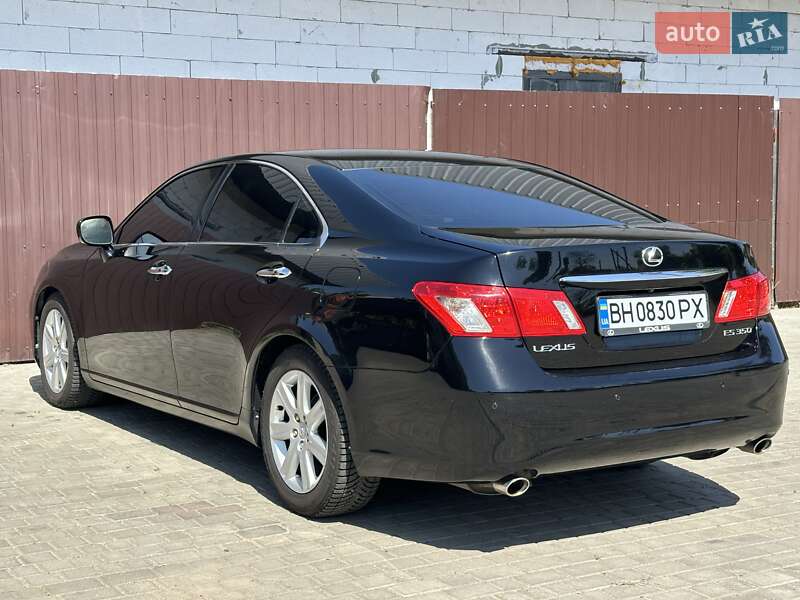 Седан Lexus ES 2007 в Роздільній