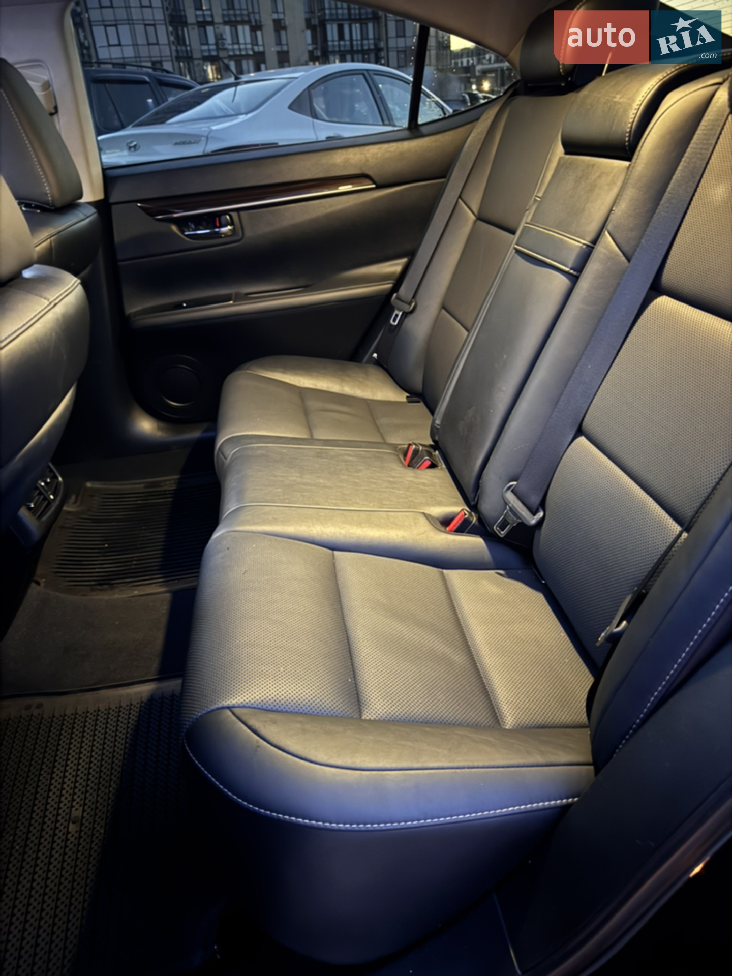 2018 Lexus ES - мініатюра 28