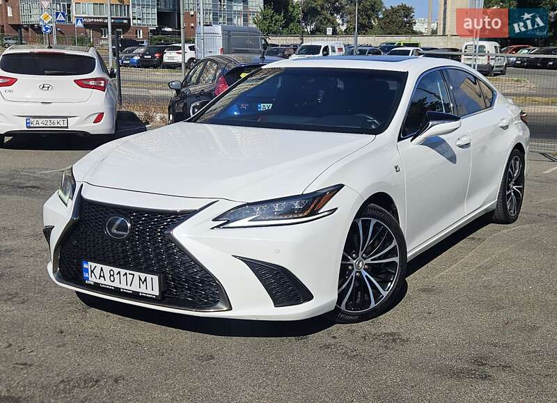 Lexus ES 2018