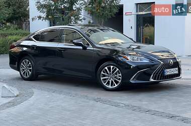 Седан Lexus ES 2022 в 