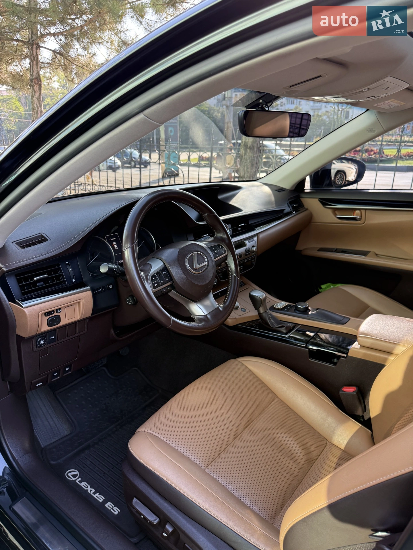 2016 Lexus ES - мініатюра 9