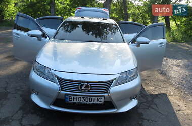 Седан Lexus ES 2013 в 