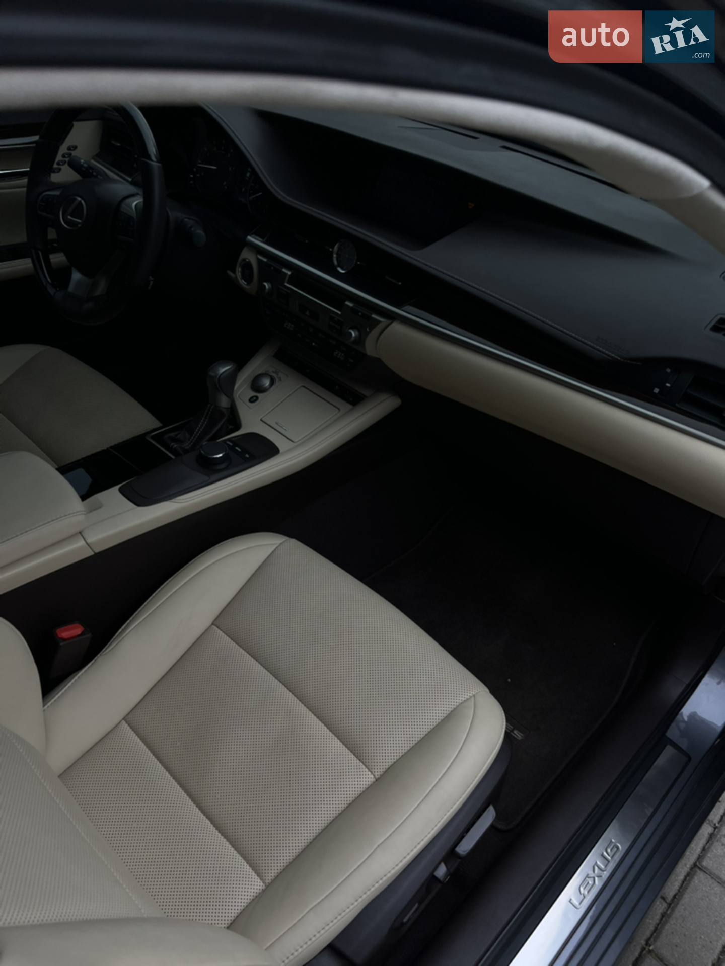 2016 Lexus ES - мініатюра 24