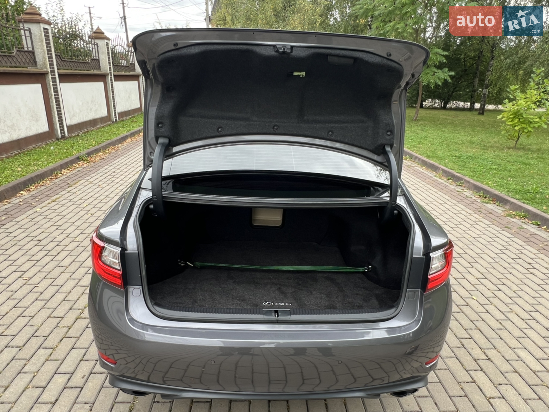 2016 Lexus ES - мініатюра 28