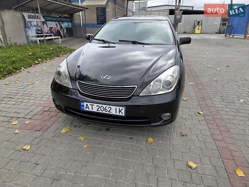 Седан Lexus ES 2005 в Брошневе