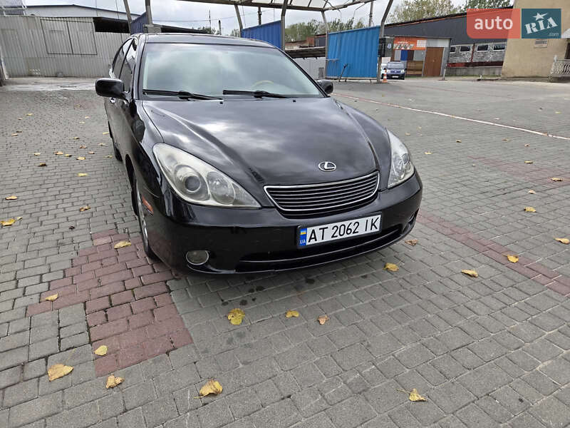 Седан Lexus ES 2005 в Брошневе