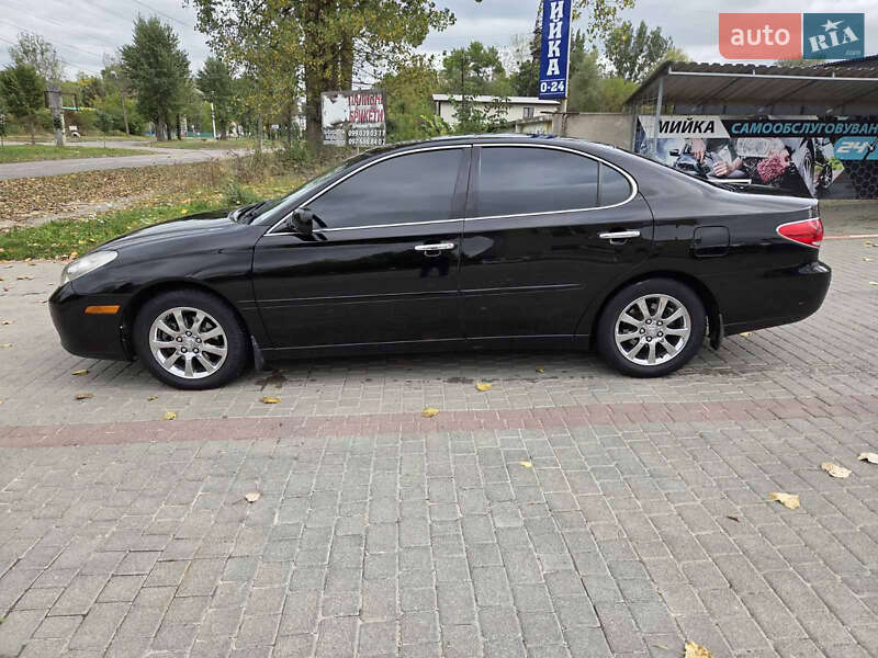 Седан Lexus ES 2005 в Брошневе