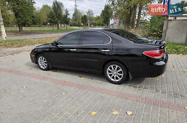 Седан Lexus ES 2005 в Брошневе