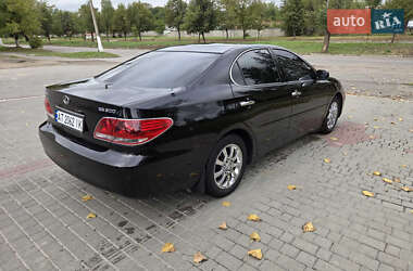 Седан Lexus ES 2005 в Брошневе