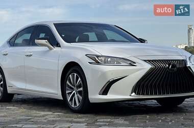 Седан Lexus ES 2021 в Києві
