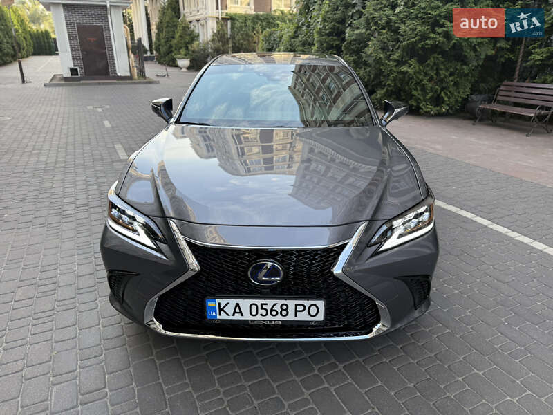 Седан Lexus ES 2019 в Киеве фото 5 Седан Lexus ES 2019 в Киеве