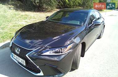 Седан Lexus ES 2021 в 