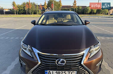 Седан Lexus ES 2015 в 