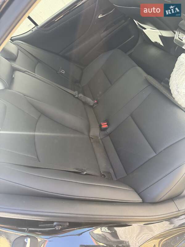 Седан Lexus ES 2021 в Умані фото 2 Седан Lexus ES 2021 в Умані