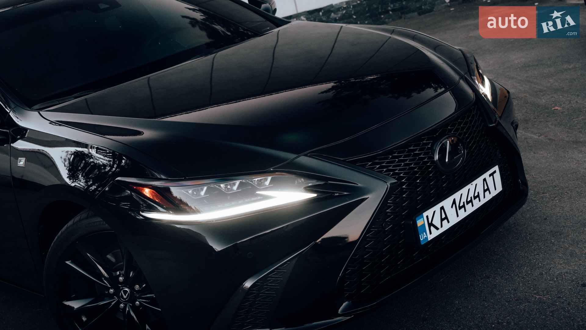 2019 Lexus ES - мініатюра 10