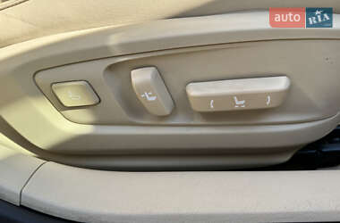 Седан Lexus ES 2014 в 
