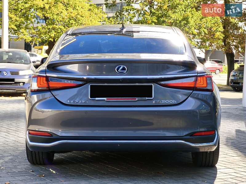 Седан Lexus ES 2021 в Днепре