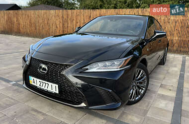 Седан Lexus ES 2021 в Киеве