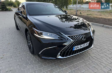 Седан Lexus ES 2024 в Одессе