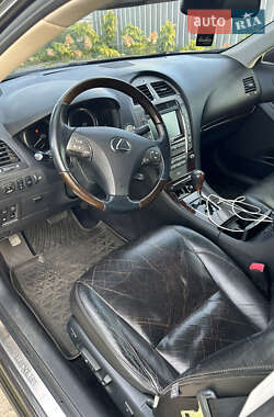 Седан Lexus ES 2010 в 