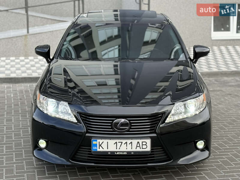 Седан Lexus ES 2014 в Білій Церкві