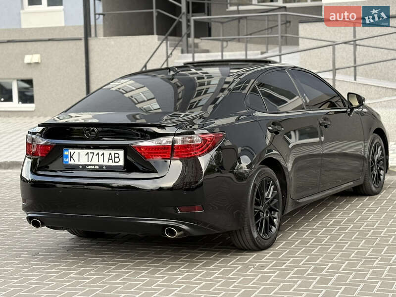 Седан Lexus ES 2014 в Білій Церкві
