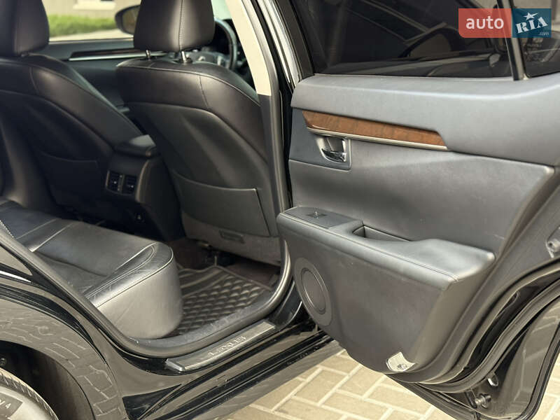 Седан Lexus ES 2014 в Білій Церкві