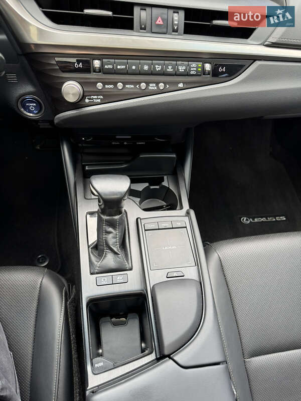 Седан Lexus ES 2021 в Чайках фото 18 Седан Lexus ES 2021 в Чайках