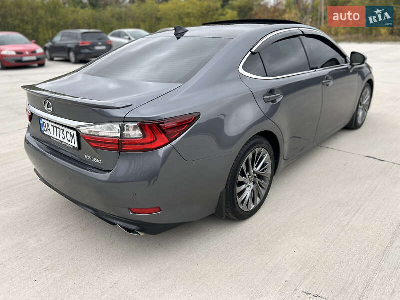 Седан Lexus ES 2018 в Кропивницком фото 16 Седан Lexus ES 2018 в Кропивницком