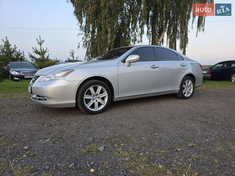 Седан Lexus ES 2007 в Ровно