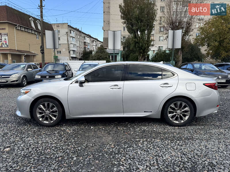 Седан Lexus ES 2014 в Бердичеве фото 13 Седан Lexus ES 2014 в Бердичеве
