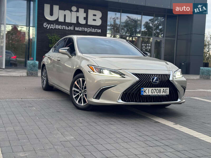 Седан Lexus ES 2021 в Киеве