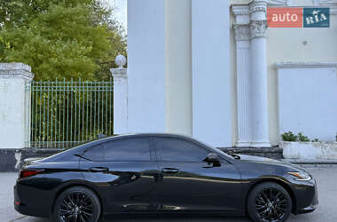 Седан Lexus ES 2021 в Киеве