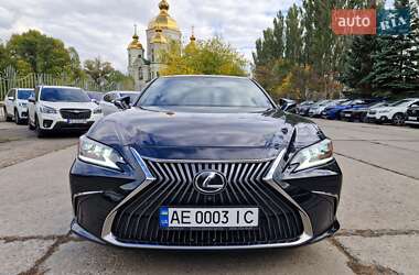 Седан Lexus ES 2019 в Дніпрі