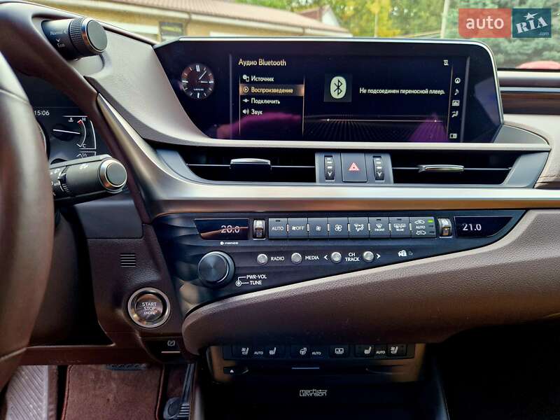 Седан Lexus ES 2019 в Днепре