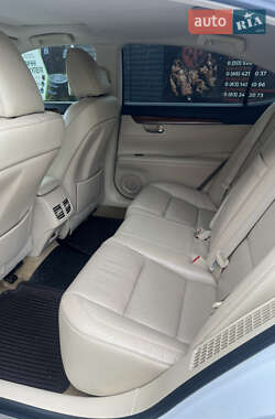 Седан Lexus ES 2012 в 