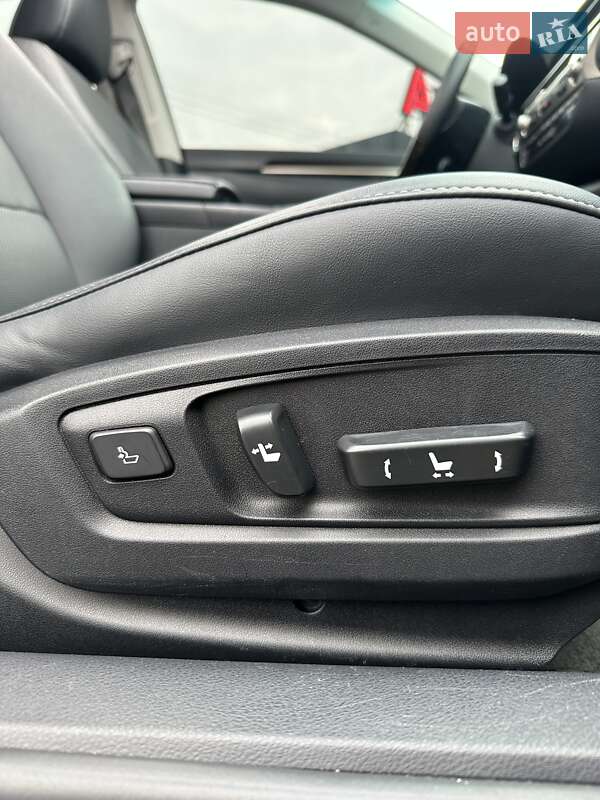 Седан Lexus ES 2015 в Белогородке фото 28 Седан Lexus ES 2015 в Белогородке