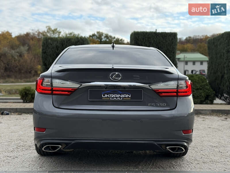 Седан Lexus ES 2016 в Дніпрі