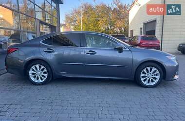 Седан Lexus ES 2014 в 