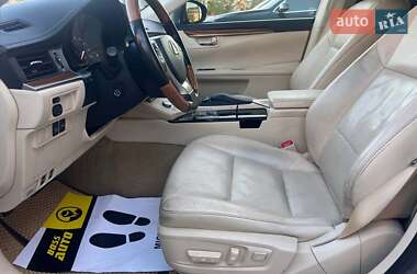 Седан Lexus ES 2014 в 