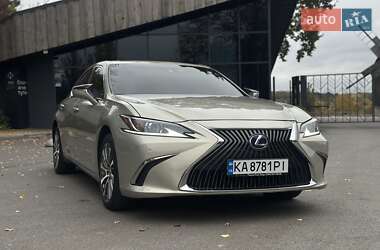 Седан Lexus ES 2020 в 