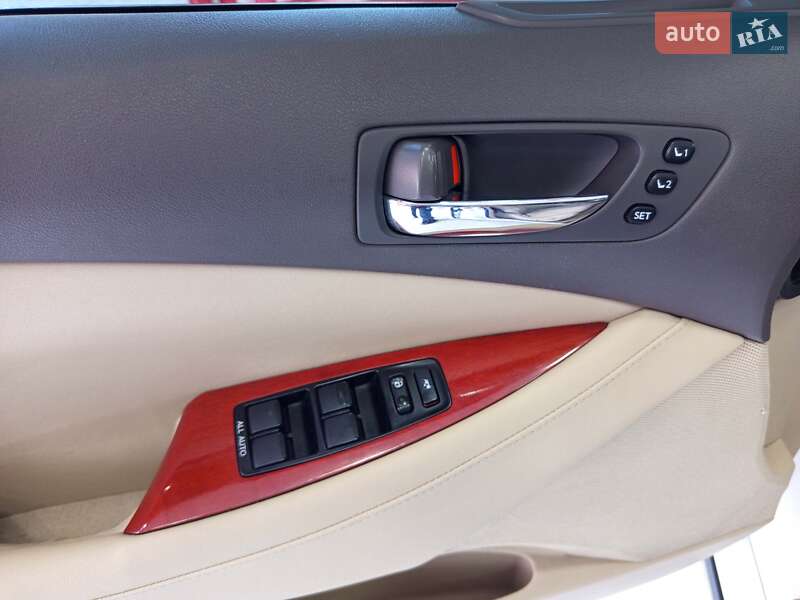 Седан Lexus ES 2006 в Одесі