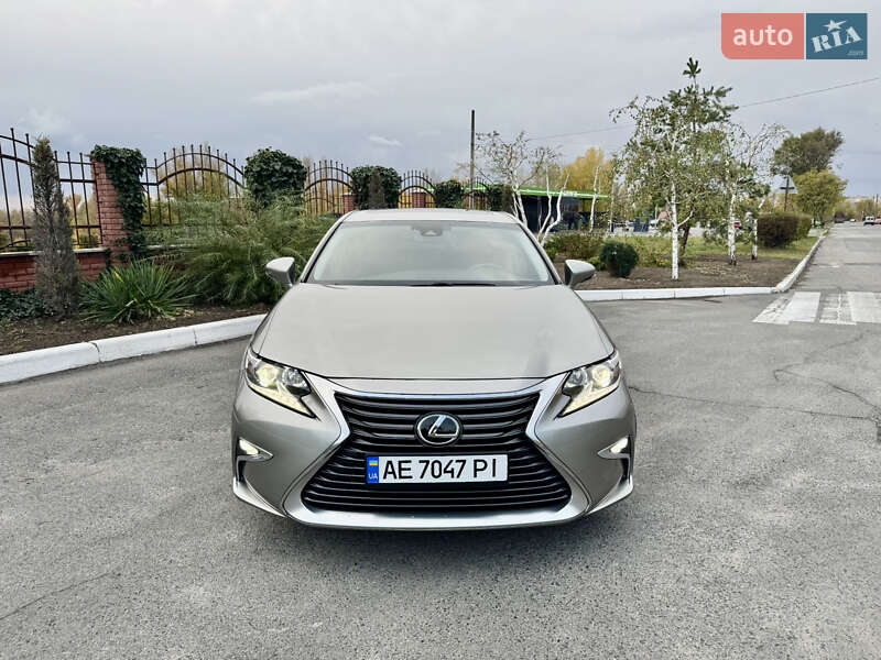 Седан Lexus ES 2017 в Кам'янському фото 3 Седан Lexus ES 2017 в Кам'янському