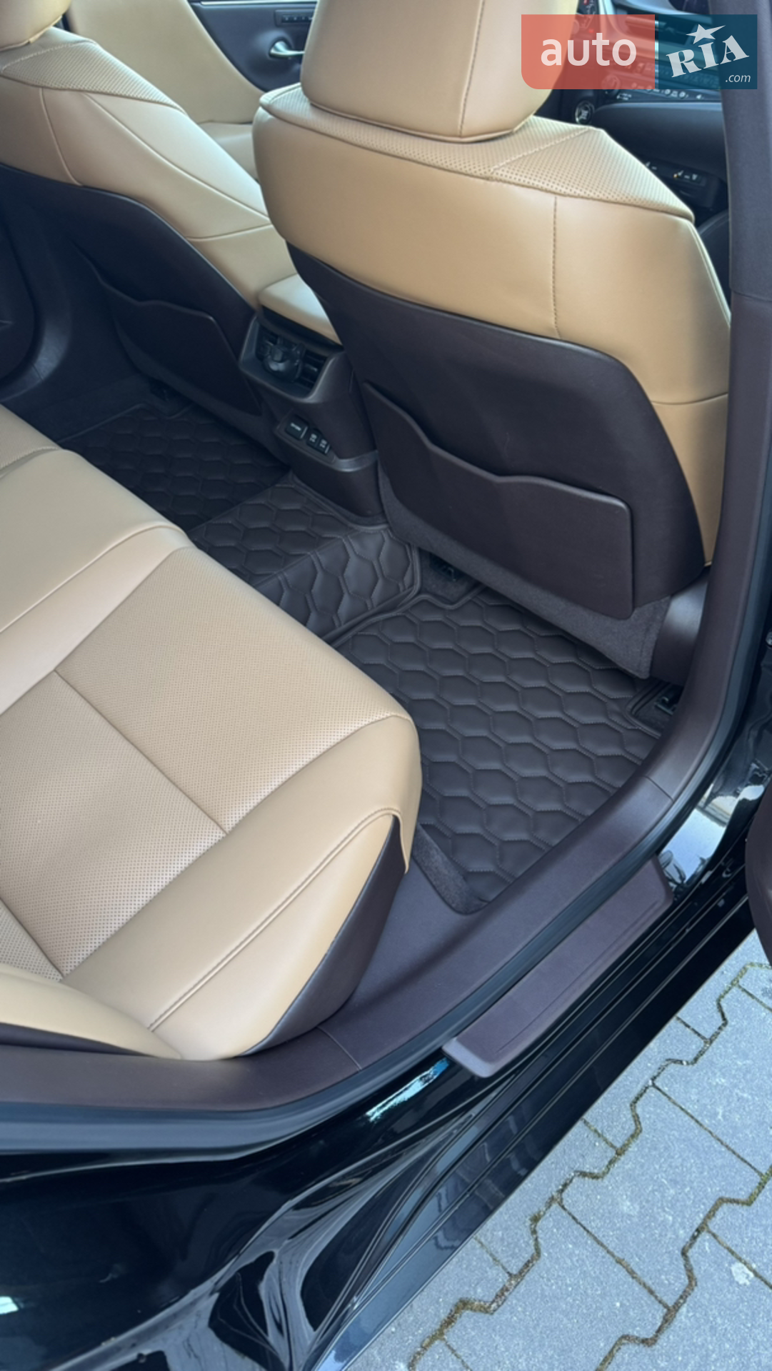 2019 Lexus ES - мініатюра 15