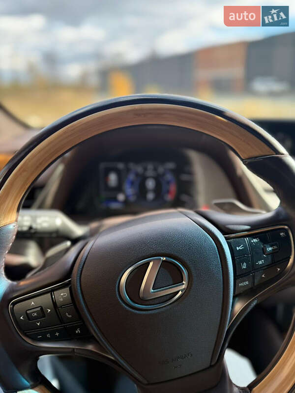 Седан Lexus ES 2021 в Житомире фото 14 Седан Lexus ES 2021 в Житомире