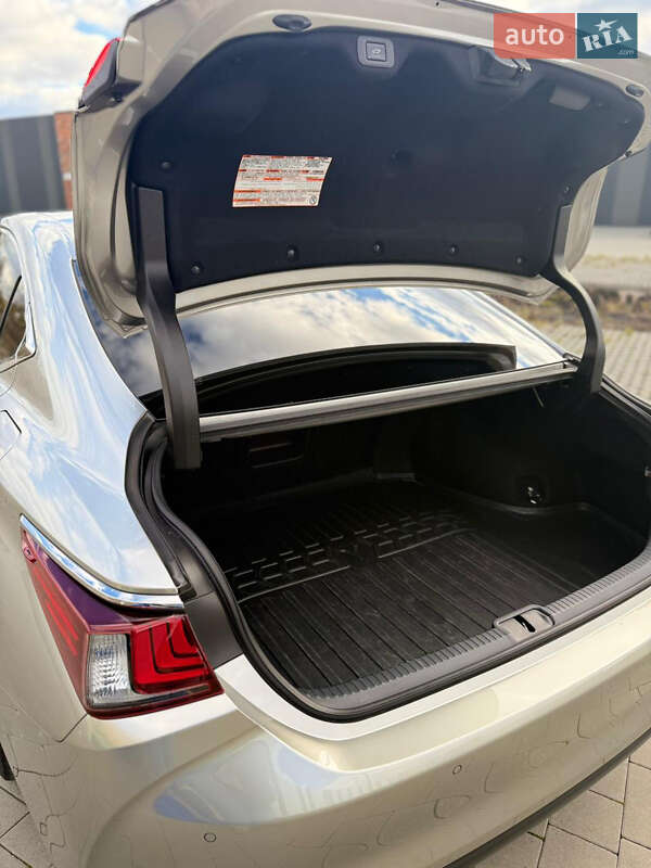 Седан Lexus ES 2021 в Житомире фото 29 Седан Lexus ES 2021 в Житомире