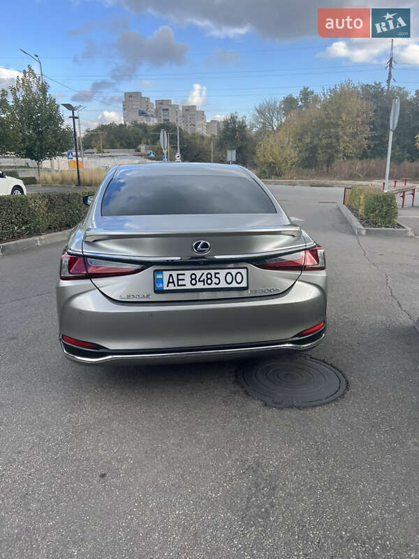Седан Lexus ES 2019 в Днепре
