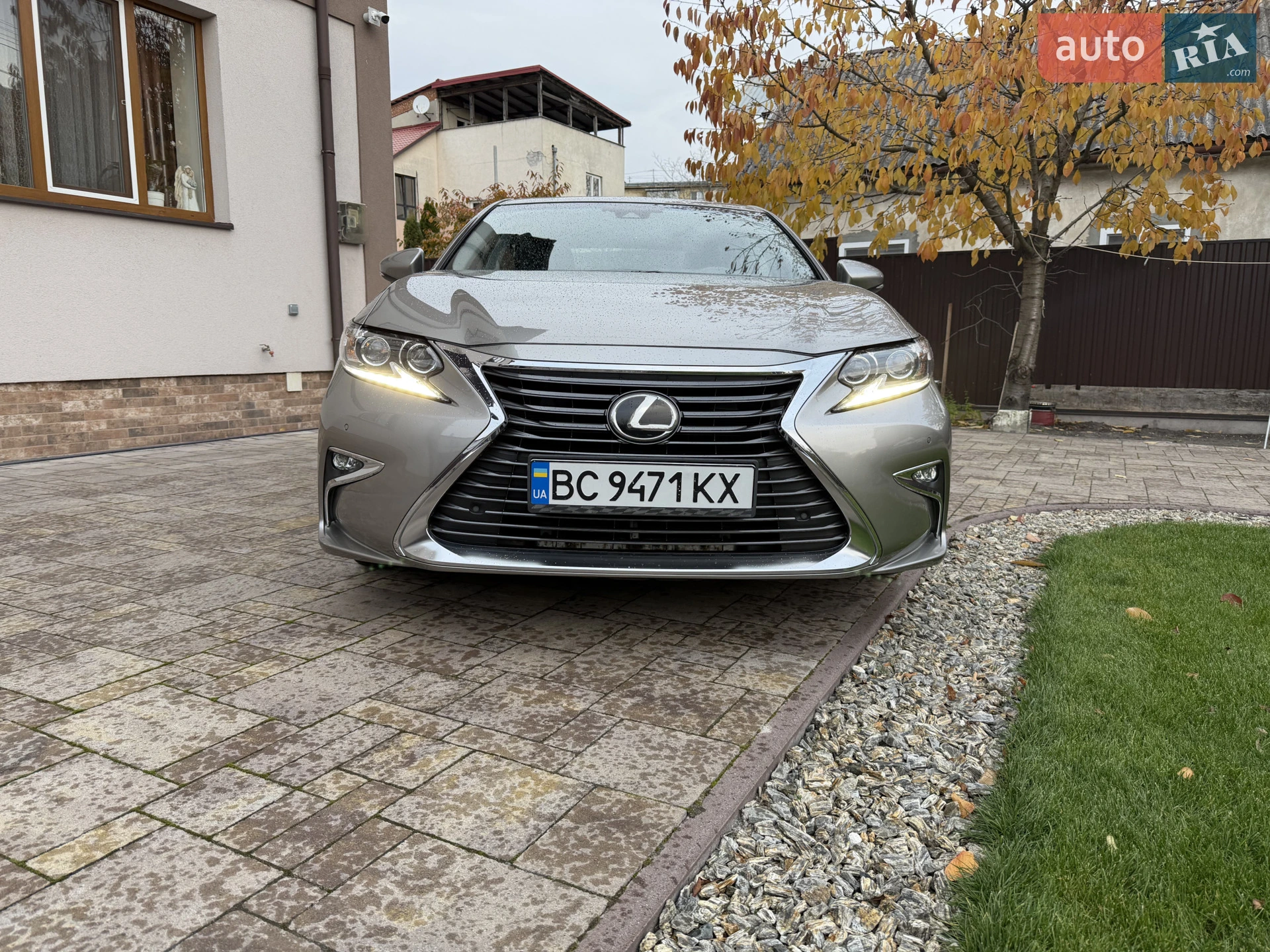 2017 Lexus ES - мініатюра 16